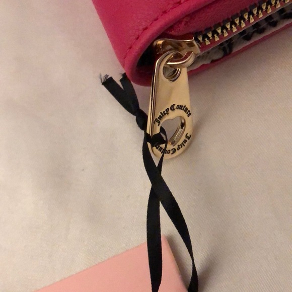 Juicy Couture Pink Flash Faux Leather Love Mode Small Zip Around Wallet NWT - Picture 9 of 16